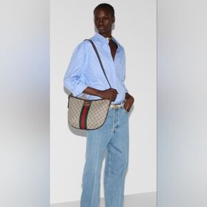 Gucci Beige GG Supreme Canvas Shoulder Bag with Green-Red Web